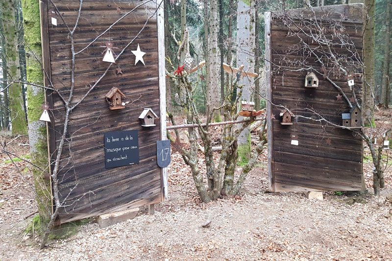 Randonnée - Sentier à tire d’ailes à Le Crêt