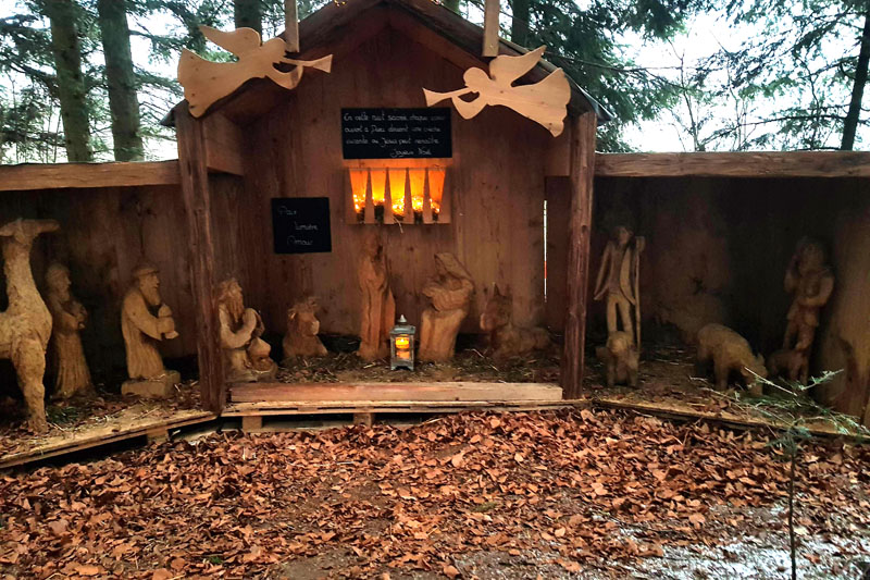 Sentier à tire d’ailes à Le Crêt